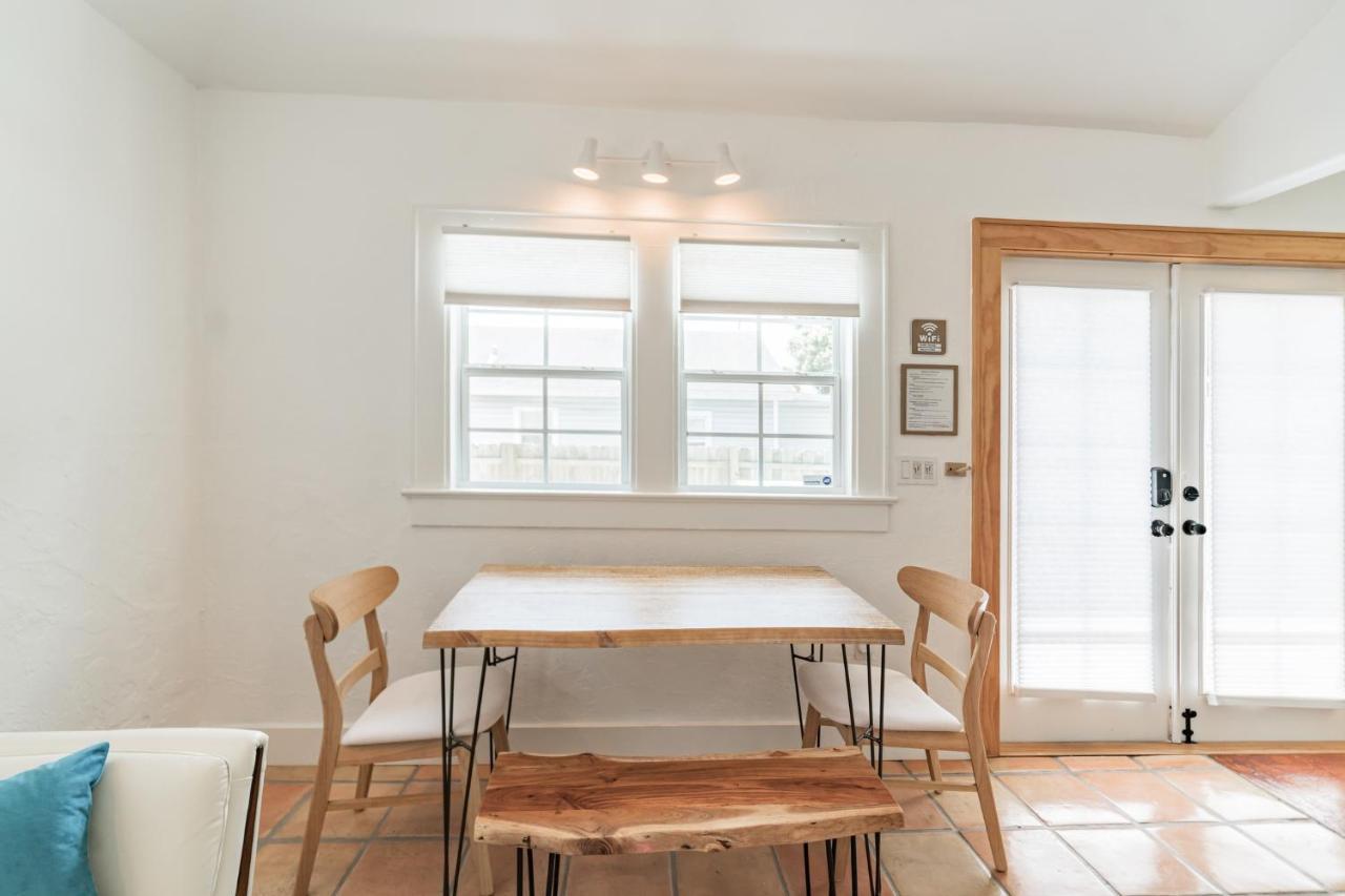 Sarasota, Fl Bungalow - Bright & Breezy Coastal Vibes - 10 Mins To White Sand Beaches Home 外观 照片
